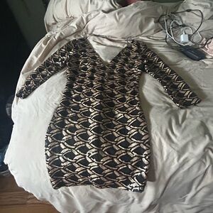 Black and Gold Bodycon Long Sleeve Sequin V-Neck Dress